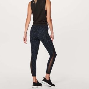 Lululemon Train Times 7/8 Pant 25” Size 4 Nouveau Mach Blue Black Leggings